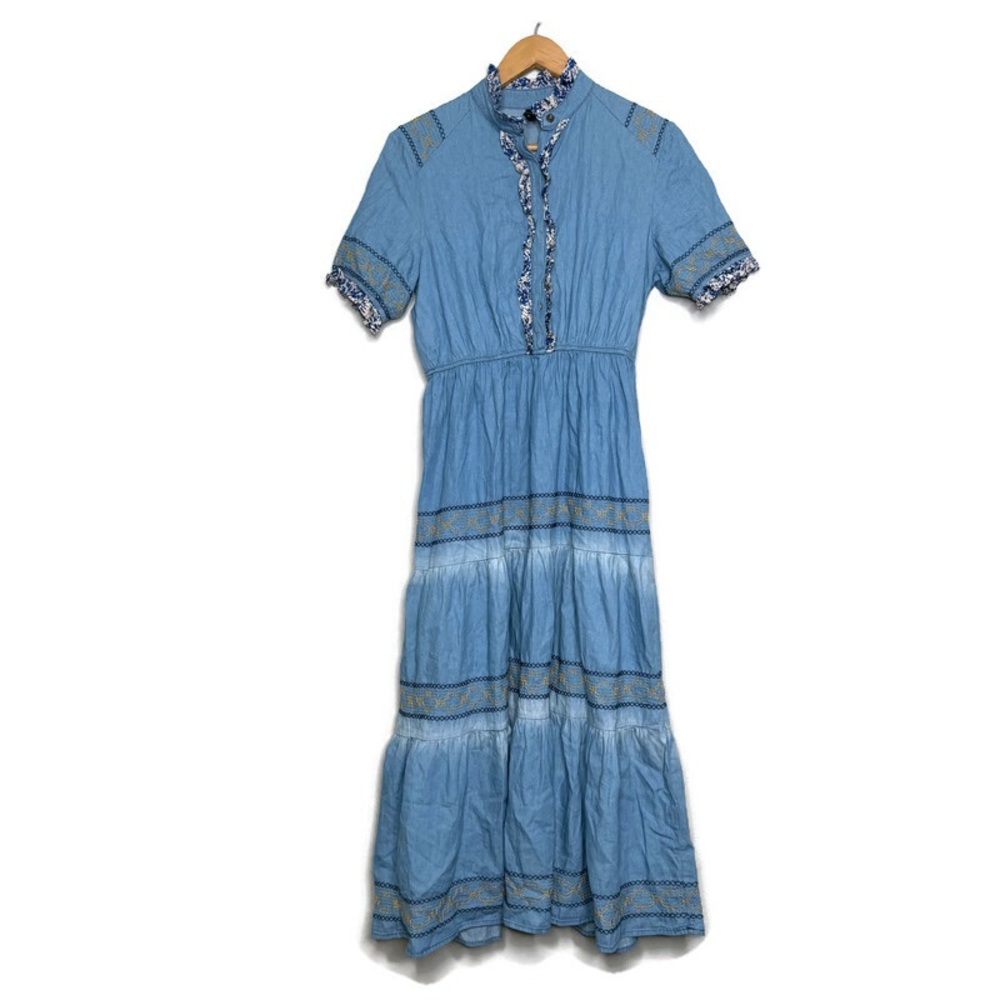 Red + Olive Chambray Embroidered Tiered Midi Dress Women’s Size Medium